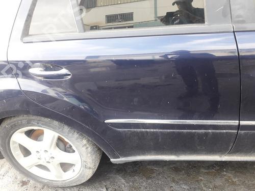 Used Right rear door MERCEDES-BENZ M-CLASS (W164) [2005-2012]  13451777