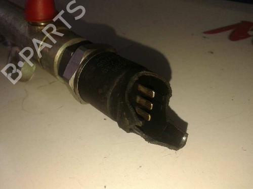 Used Injection rail MERCEDES-BENZ E-CLASS (W210) E 270 CDI (210.016) (170 hp) 31296374