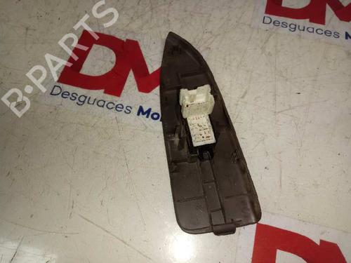 Right front window switch NISSAN CABSTAR (F24M, F24W) 35.13 DCI, 45.13 DCI 2.5 (F24M) | BP29409844I26 