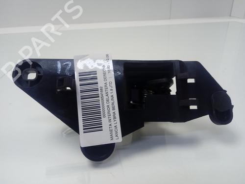 Høyre foran invendig håndtak LANCIA LYBRA (839_) 1.9 JTD (839.AXI1A, 839.AXN1A, 839.CXL1A) (116 hp) 12925307