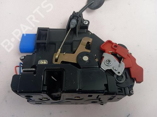 Front right lock VW TOURAN (1T1, 1T2) 2.0 TDI | BP29376698C97 