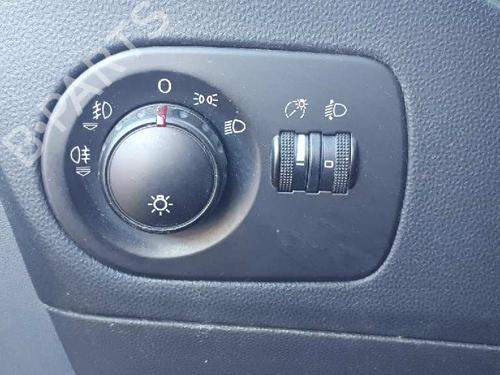 Used Headlight switch SEAT LEON (1P1) [2005-2013]  12838179