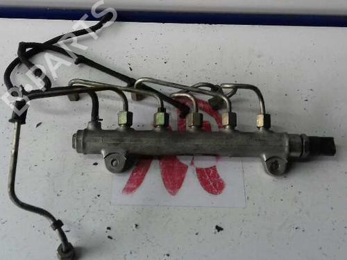 Used Injection rail KIA CERATO I Hatchback (LD) 1.5 CRDi (102 hp) 16959931