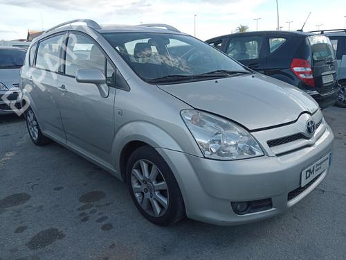 Brugte TOYOTA COROLLA Verso (ZER_, ZZE12_, R1_) 2.2 D-4D (AUR10_, AUR10R) (136 hp) 4432467