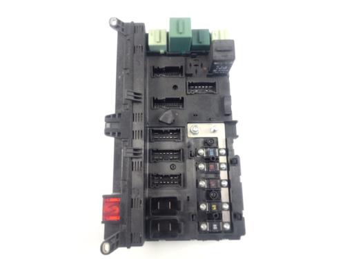 Used Fuse box LAND ROVER RANGE ROVER III (L322) 3.0 D 4x4 (177 hp) 17999774