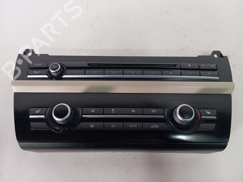 Climate control BMW 5 (F10) 520 d 9389025 |