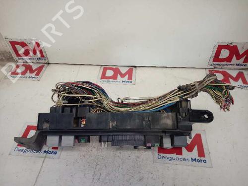 Fuse box TOYOTA AVENSIS Saloon (_T25_) 2.0 D-4D (CDT250_, CDT250R) | BP12645074E1 