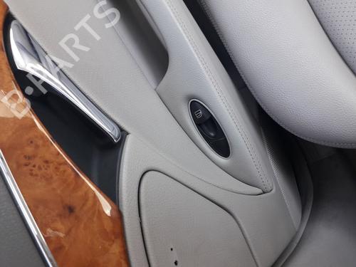 Used Right rear window switch MERCEDES-BENZ E-CLASS (W211) E 320 CDI (211.026) (204 hp) 30372805