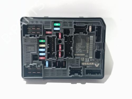 Used Fuse box Fuse box 37792489 37792489