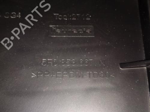Grille SEAT LEON (5F1)  | BP12938272C40 