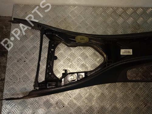 Armrest / Center console BMW 3 (E90) 330 i | BP12642146I20 