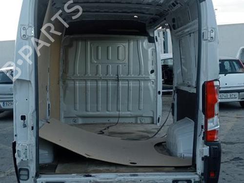 Right front door PEUGEOT BOXER Van 2.2 BlueHDi 120 | BP24139696C3 