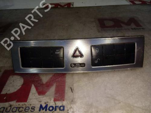 Used Warning switch MERCEDES-BENZ C-CLASS Coupe (CL203) [2001-2011]  12656300