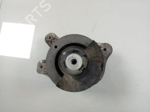 Used Engine mount MERCEDES-BENZ C-CLASS (W205) C 220 BlueTEC / d (205.002, 205.004) (170 hp) 18020548