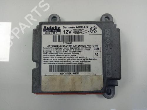 Used ECU airbags FIAT LINEA (323_, 110_) 1.3 D Multijet (323AXB11, 323AXB1A) (90 hp) 17624311