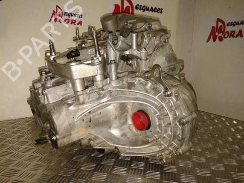 Getriebe für HONDA CR-V II (RD_) 2.2 CTDi (RD9) (140 hp) 12635767