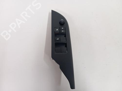 Used Left front window switch TOYOTA HILUX VIII Pickup (_N1_) 2.4 D (GUN112_, GUN122_, GUN135_, GUN120_, GUN135R,... (150 hp) 29410375
