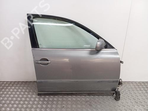 Used Right front door VW PASSAT B5.5 (3B3) [2000-2005]  29376629