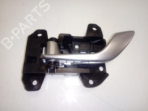 Used Front left interior door handle HYUNDAI TUCSON (TL, TLE) [2015-2023]  13217325
