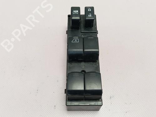 Comutador vidro frente esquerdo NISSAN NOTE (E13) [2020-2026]  32313065