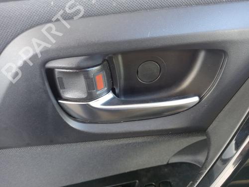 Used Front left interior door handle TOYOTA AURIS (_E18_) 1.8 Hybrid (ZWE186_, ZWE186R) (136 hp) 15827390