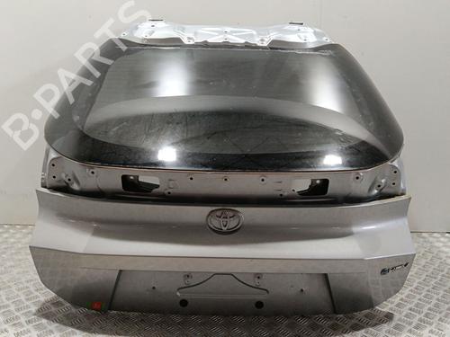 tailgate-toyota-c-hr-_x1_-2016-34152713 main image