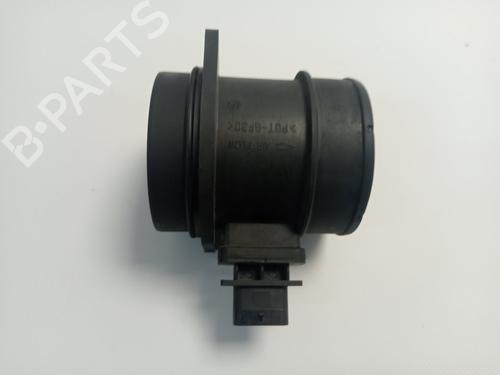 Used Mass air flow sensor KIA SORENTO I (JC) [2002-2011]  18266939
