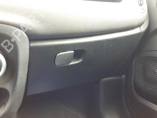 Used Glove box FIAT 500L (351_, 352_) [2012-2025]  18490724