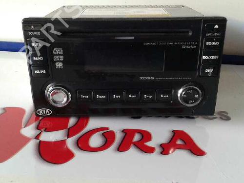 Used Radio KIA SORENTO I (JC) 2.5 CRDi 4WD (140 hp) 12634999