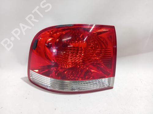 Used Left taillight Left taillight VW TOUAREG (7LA, 7L6, 7L7) 2.5 R5 TDI (174 hp) 36111791 36111791