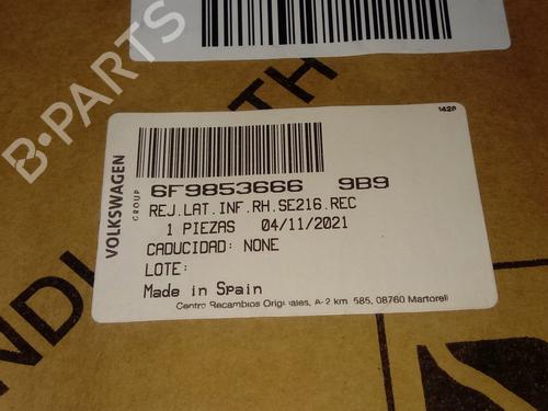 Grille SEAT ARONA (KJ7, KJP) 1.0 TSI | BP14132945C40 