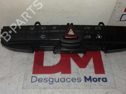 Used Warning switch MERCEDES-BENZ VIANO (W639) [2003-2025]  18490693