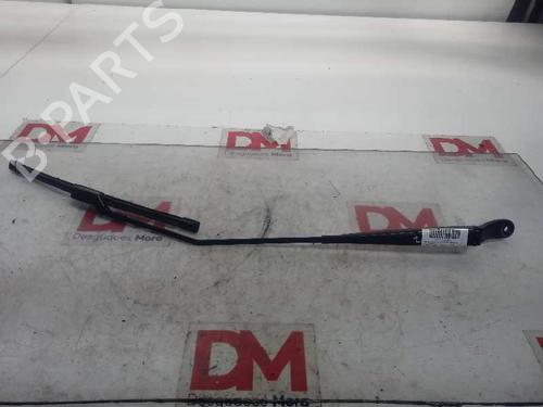 Used Front windshield wiper arm PEUGEOT 208 I (CA_, CC_) [2012-2020]  18150870