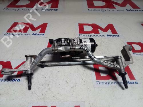 Used Front wiper motor RENAULT CLIO IV (BH_) [2012-2021]  15710359