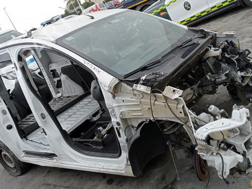 Fuse box PEUGEOT PARTNER Box Body/MPV | BP19694172E1