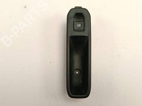 Used Left rear window switch Left rear window switch DACIA DUSTER (HM_) 1.5 dCi 115 4x4 (HMAD) (116 hp) 40104588 40104588