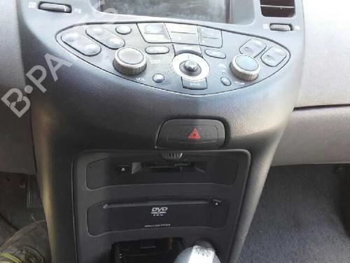 Used Radio NISSAN PRIMERA Hatchback (P12) [2002-2025]  12635886