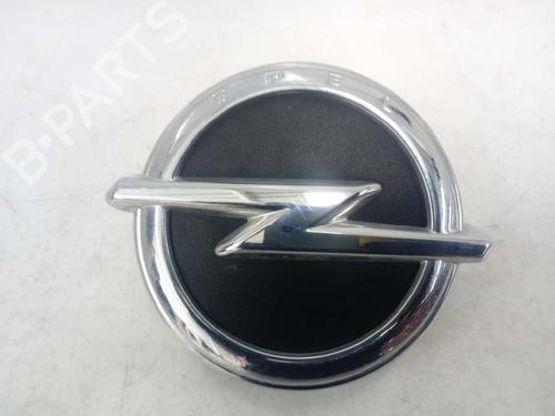 Trunk håndtak OPEL CORSA E (X15) [2014-2025]  13553852