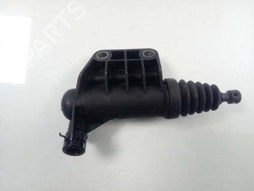 Used Clutch slave cylinder FIAT LINEA (323_, 110_) 1.3 D Multijet (323AXB11, 323AXB1A) (90 hp) 17590080