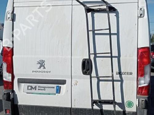 Left taillight PEUGEOT BOXER Van 2.2 BlueHDi 140 | BP30684976C34 