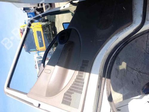 Left front door RENAULT TRUCKS Maxity | BP18681614C2