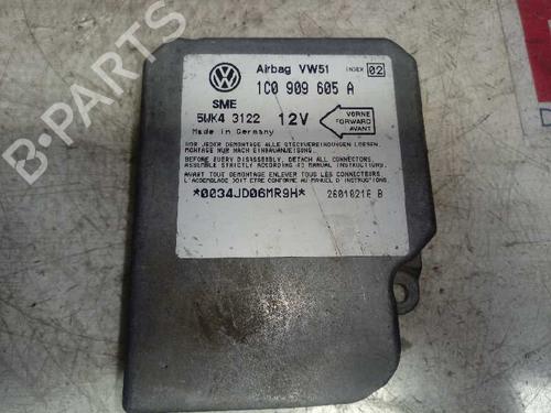 Airbag module SEAT LEON (1M1) 1.6 16 V (105 hp) 12660408