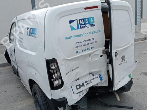 Engine control unit (ECU) PEUGEOT PARTNER Tepee  | BP17132806M57 