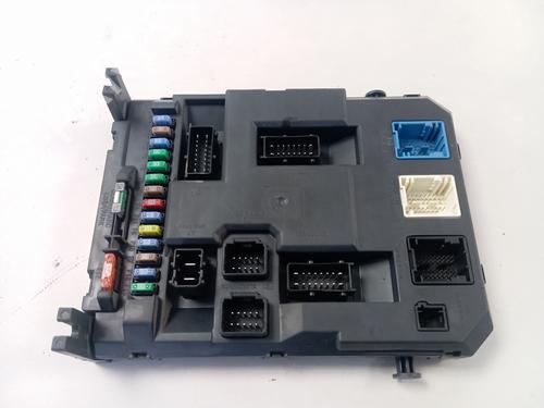Used Fuse box Fuse box 37437119 37437119