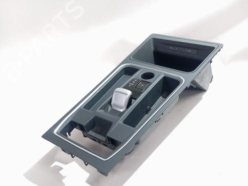 Console centrale Console centrale SEAT LEON (KL1, KLG) 1.4 TSI e-Hybrid (204 hp) 36385355 36385355