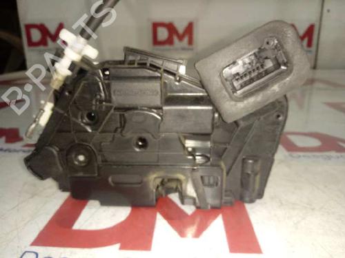 Front right lock VW GOLF VI (5K1) 1.6 TDI | BP12662882C97 