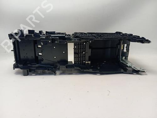Armrest / Center console LAND ROVER RANGE ROVER VELAR (L560) 3.0 D300 SDV6 4x4 | BP40105092I20 - Image 4