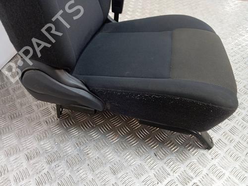 Right front seat NISSAN NV200 / EVALIA Bus  | BP19122254C16 