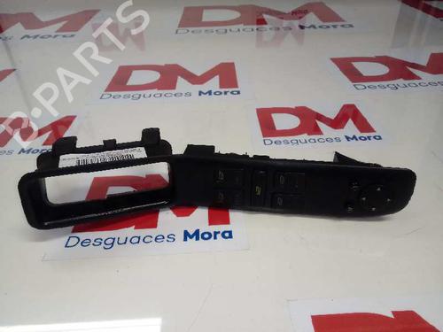 Used Left front window switch AUDI 80 B4 Saloon (8C2) [1991-1995]  12660538