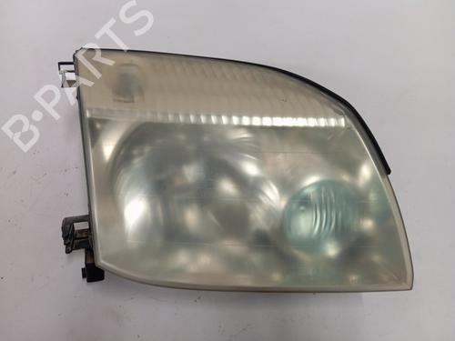 Used Right headlight NISSAN X-TRAIL I (T30) 2.5 4x4 (165 hp) 21692374